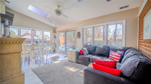 201 Arch RD, Chesapeake, VA 23322