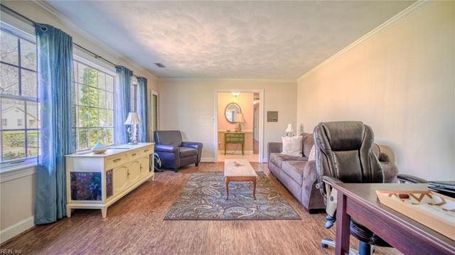 201 Arch RD, Chesapeake, VA 23322