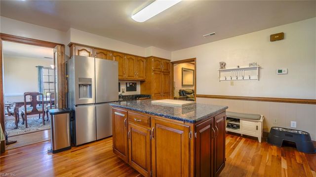 201 Arch RD, Chesapeake, VA 23322