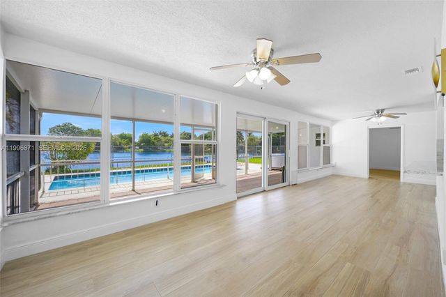 2320 NW 73rd Ave, Sunrise, FL 33313