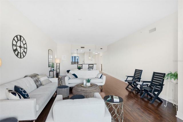 167 TAMPA AVENUE E 914, Venice, FL 34285