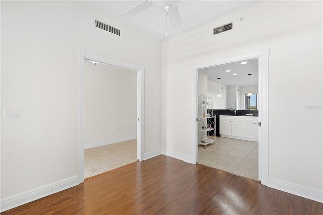 167 TAMPA AVENUE E 914, Venice, FL 34285