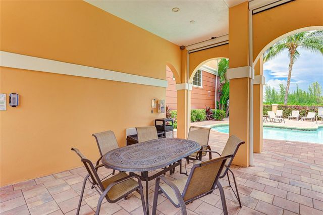 167 TAMPA AVENUE E 914, Venice, FL 34285