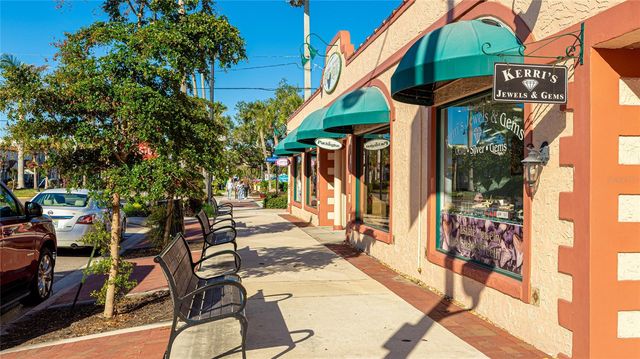 167 TAMPA AVENUE E 914, Venice, FL 34285