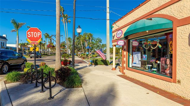 167 TAMPA AVENUE E 914, Venice, FL 34285