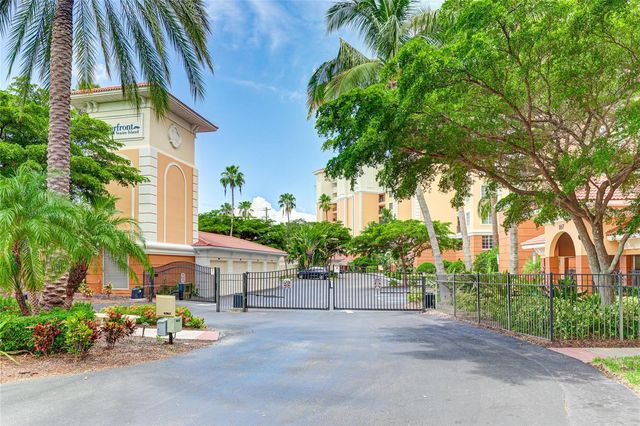 167 TAMPA AVENUE E 914, Venice, FL 34285