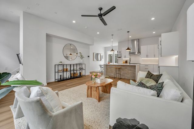 3612 San Jacinto 102, Dallas, TX 75204