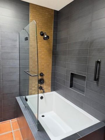 16724 E Gunsight Drive Unit 219, Fountain Hills, AZ 85268