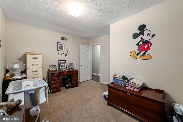 133 MEADE DR, Winchester, VA 22602