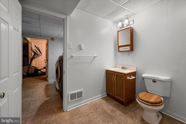 133 MEADE DR, Winchester, VA 22602