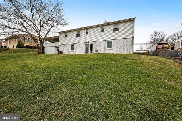 133 MEADE DR, Winchester, VA 22602