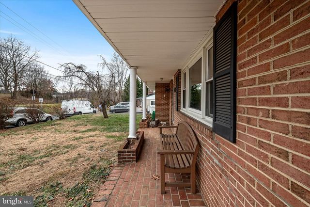 133 MEADE DR, Winchester, VA 22602