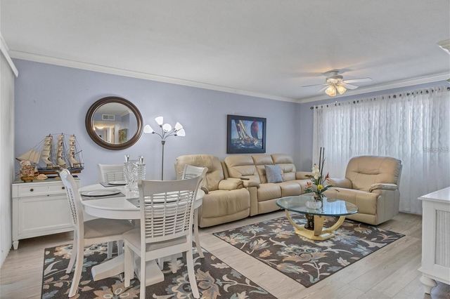 460 BASE AVENUE E 113, Venice, FL 34285