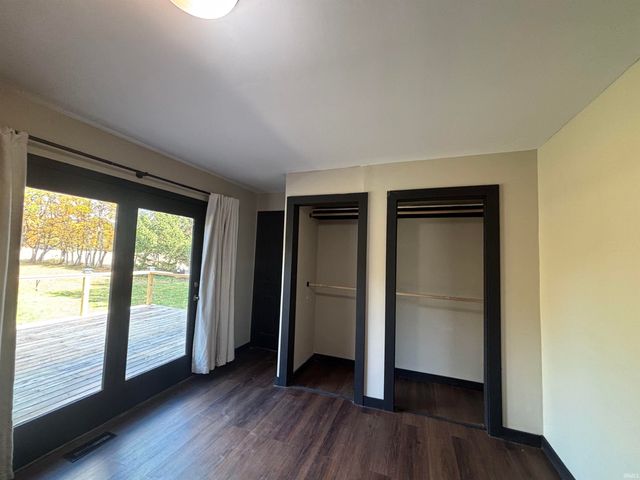 7237 E 370 S Road, Walkerton, IN 46574