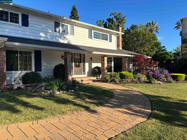 918 Cortina Ct, Walnut Creek, CA 94598