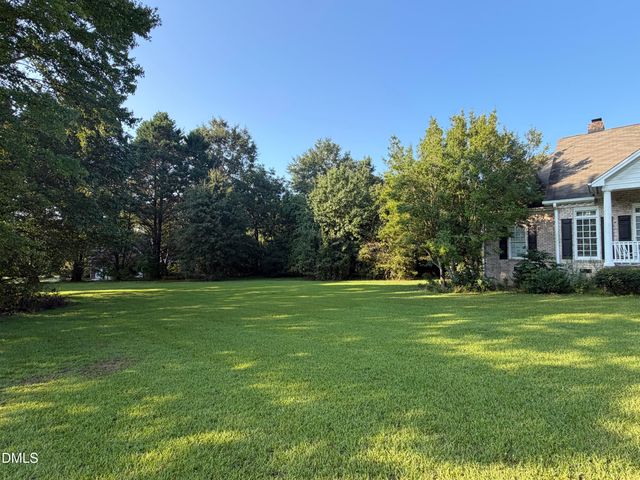 908 Windrow Lane, Raleigh, NC 27603