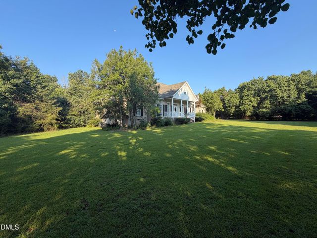 908 Windrow Lane, Raleigh, NC 27603