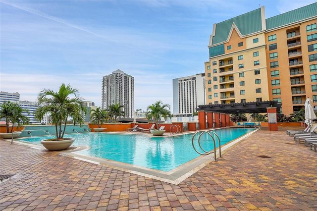 100 N Federal Hwy 1222, Fort Lauderdale, FL 33301