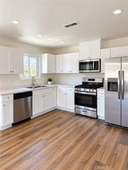 1040 El Camino B, Costa Mesa, CA 92626