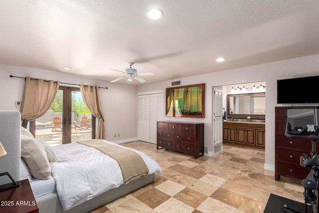 5803 N 45TH Street, Phoenix, AZ 85018