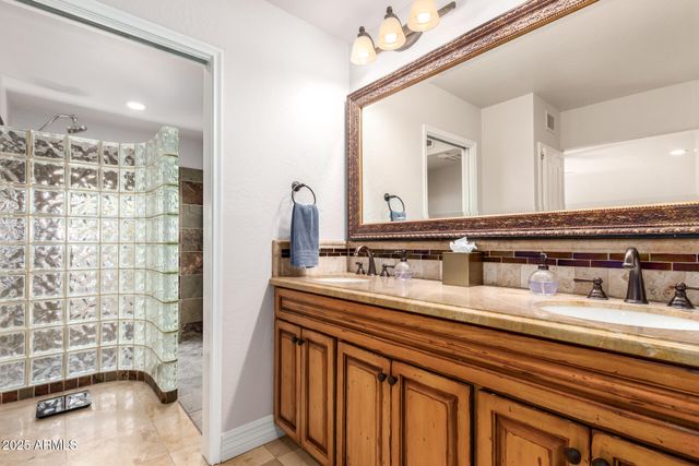 5803 N 45TH Street, Phoenix, AZ 85018