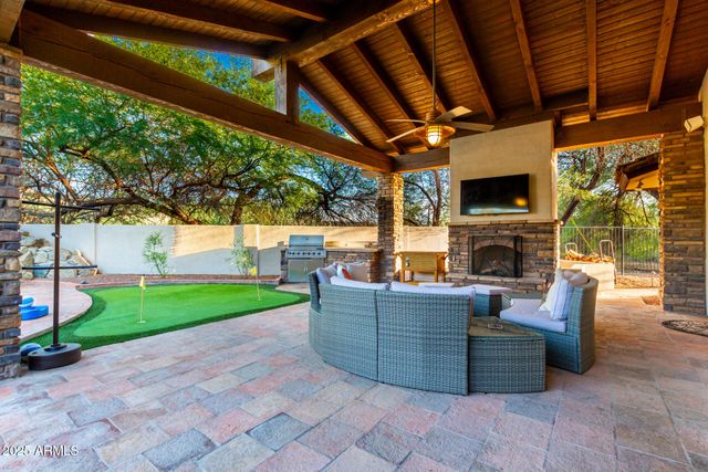 5803 N 45TH Street, Phoenix, AZ 85018