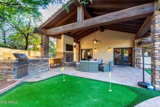 5803 N 45TH Street, Phoenix, AZ 85018