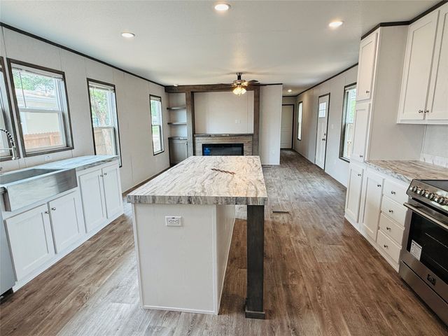 3001 Elmwood Drive, Granbury, TX 76048