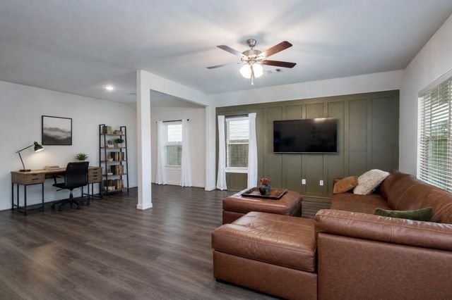 4067 Colony River Rock Boulevard, Pinehurst, TX 77362