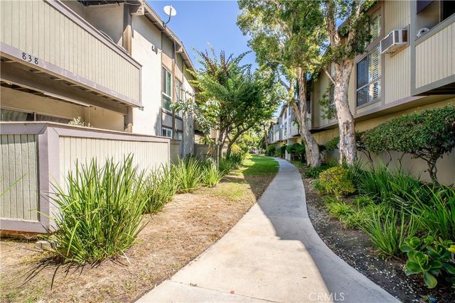 838 Coriander U, Torrance, CA 90502