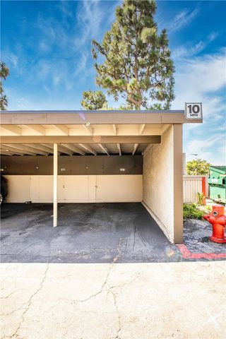 838 Coriander U, Torrance, CA 90502