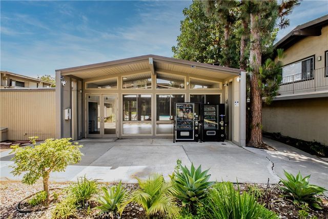 838 Coriander U, Torrance, CA 90502