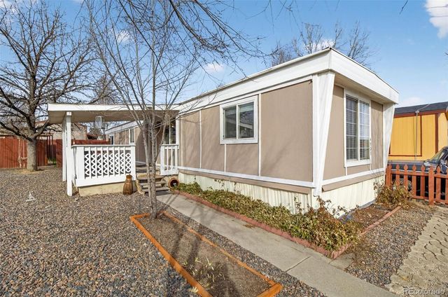 4903 E 96th Place, Denver, CO 80229