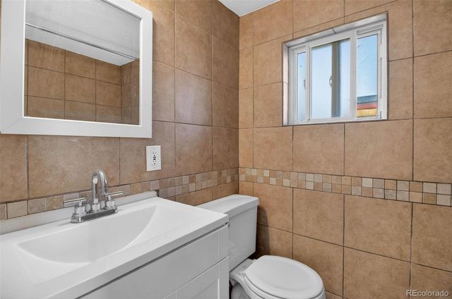 4903 E 96th Place, Denver, CO 80229