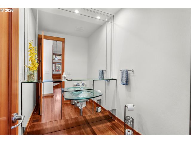 9362 Se PENNINGTON Ct, Happy Valley, OR 97086