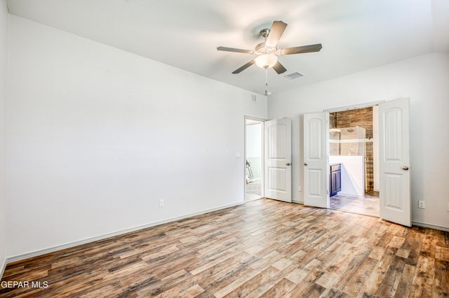 1001 Summer Lake Street, El Paso, TX 79928