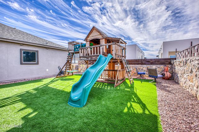 1001 Summer Lake Street, El Paso, TX 79928