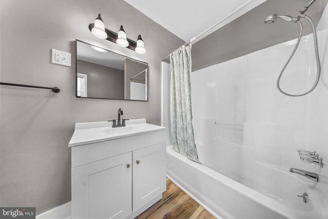 680 MAIN ST, Sewell, NJ 08080