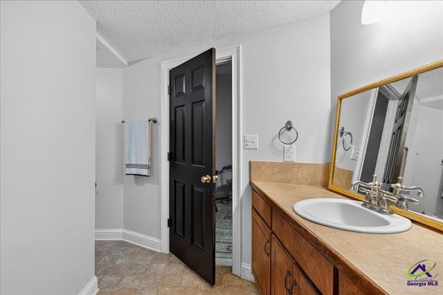 518 River Overlook, Forsyth, GA 31029