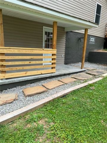 89 OLD 51 ROAD, Perry Twp, PA 15473