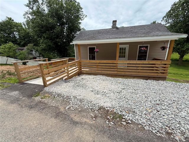 89 OLD 51 ROAD, Perry Twp, PA 15473