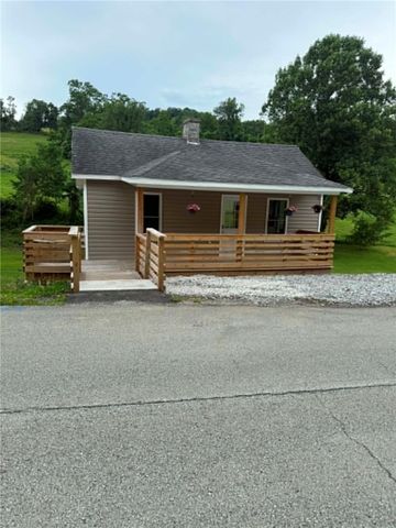 89 OLD 51 ROAD, Perry Twp, PA 15473