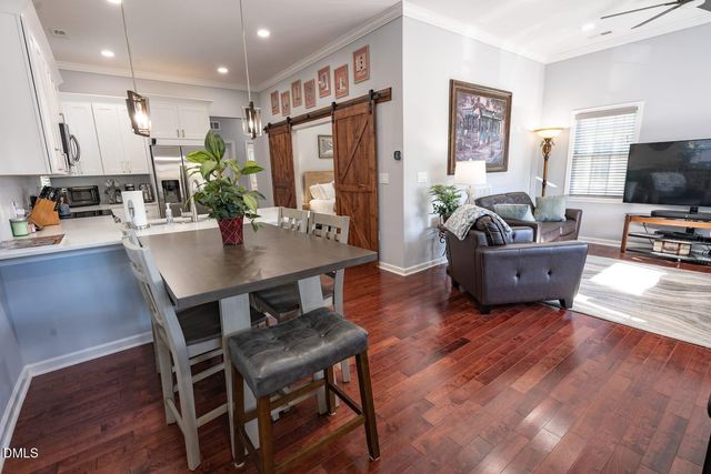 213 E South Street, Raleigh, NC 27601
