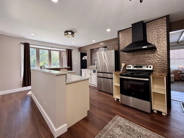 1602 Rose Place, Cincinnati, OH 45237