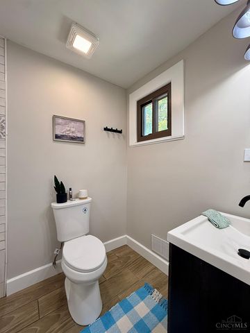 1602 Rose Place, Cincinnati, OH 45237