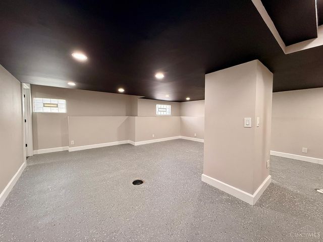 1602 Rose Place, Cincinnati, OH 45237