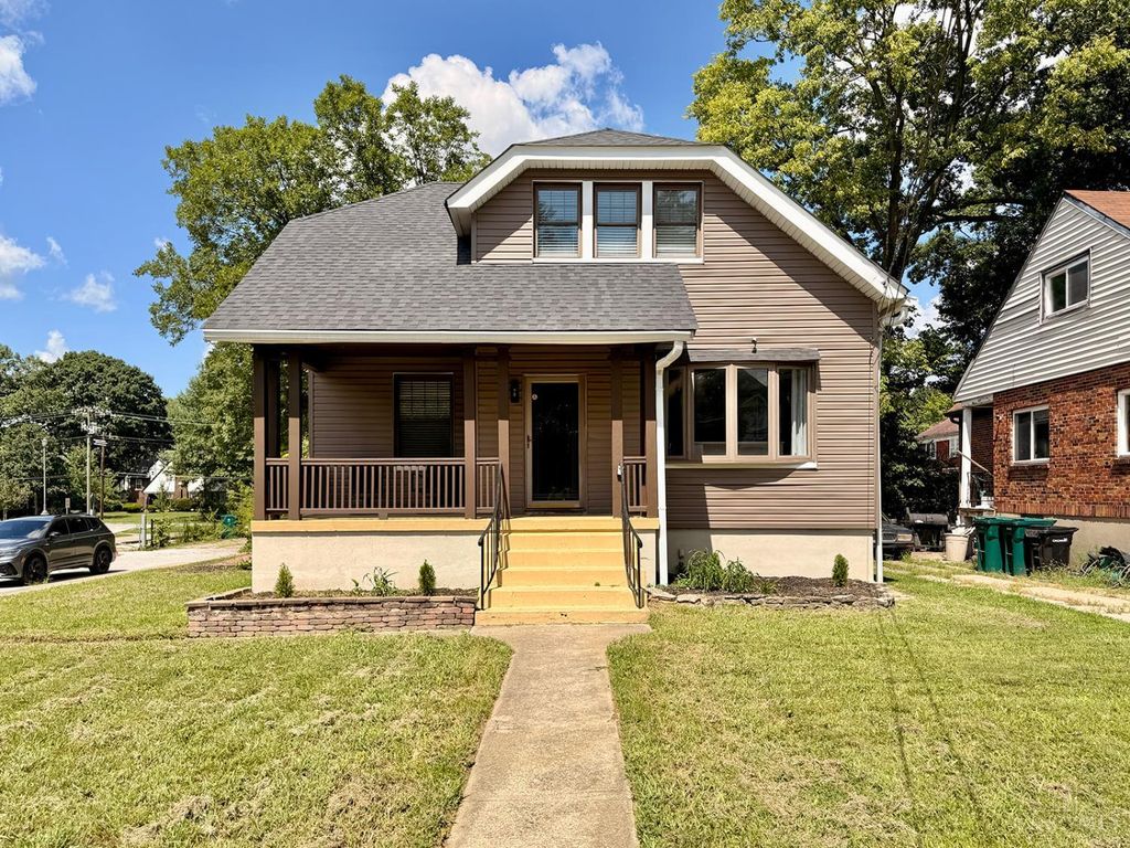1602 Rose Place, Cincinnati, OH 45237