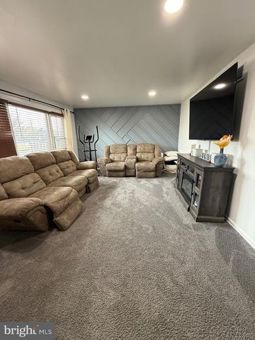 522 E ROOSEVELT AVE, New Castle, DE 19720