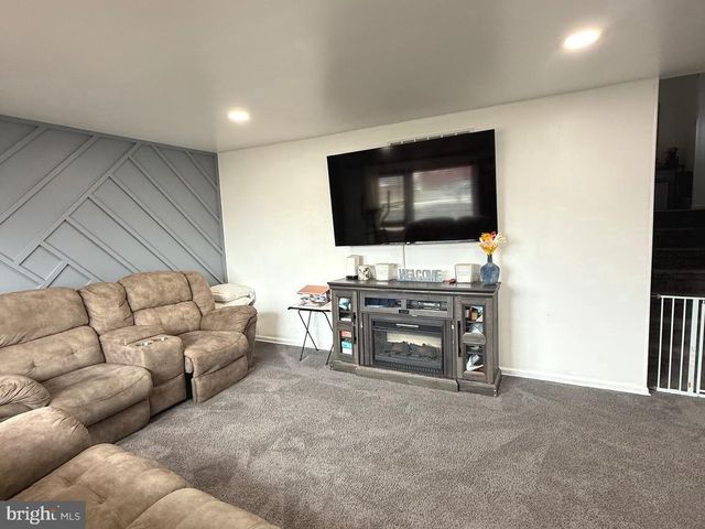 522 E ROOSEVELT AVE, New Castle, DE 19720