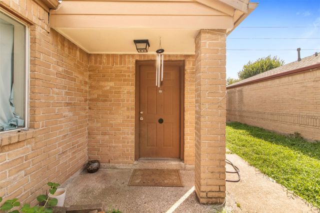 12147 Swords Creek Road, Houston, TX 77067
